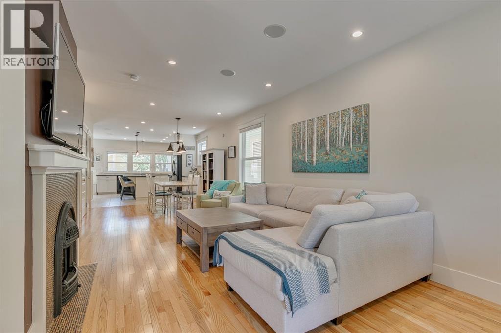 House for Sale in 609 23 Avenue SW|Calgary, Alberta T2S0J6 5