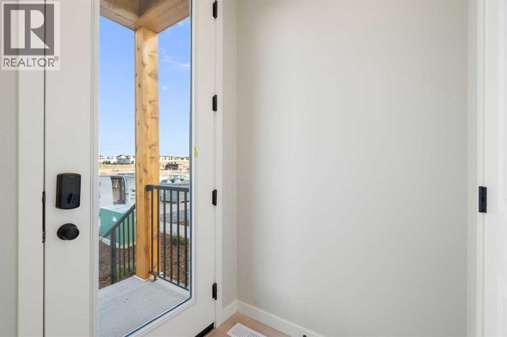 Duplex for Sale in 1465 Rangeview Drive SE|Calgary, Alberta T3S0P8 2