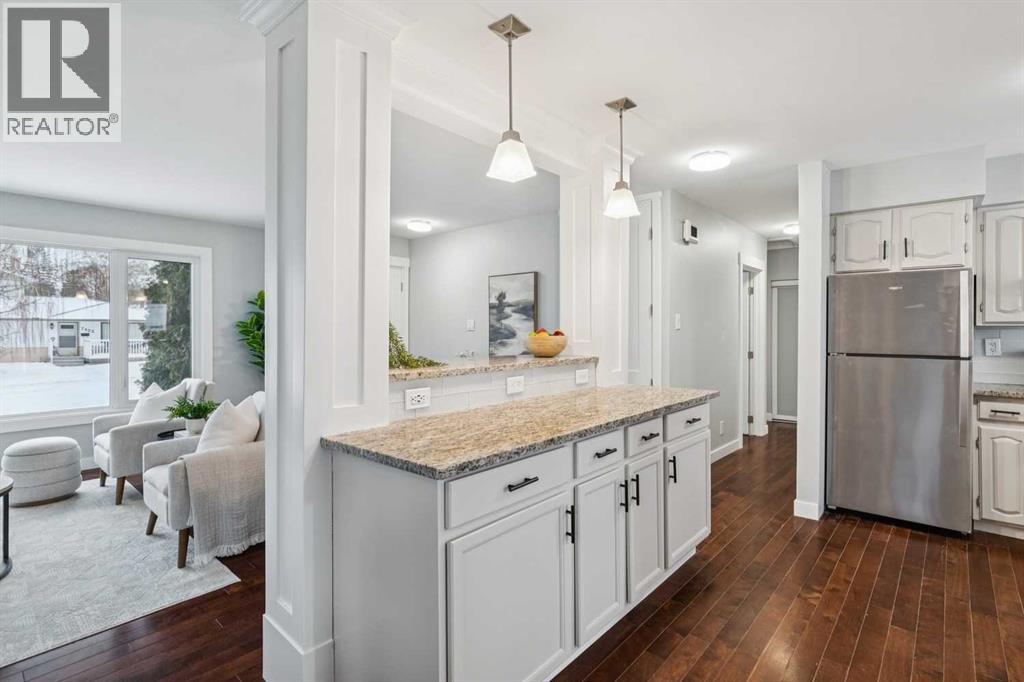 House for Sale in 7424 Fleetwood Drive SE|Calgary, Alberta T2H0X1 5