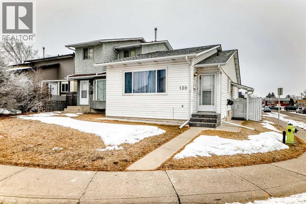 Duplex for Sale in 130 Pinemeadow Road NE|Calgary, Alberta T1Y4N9 2