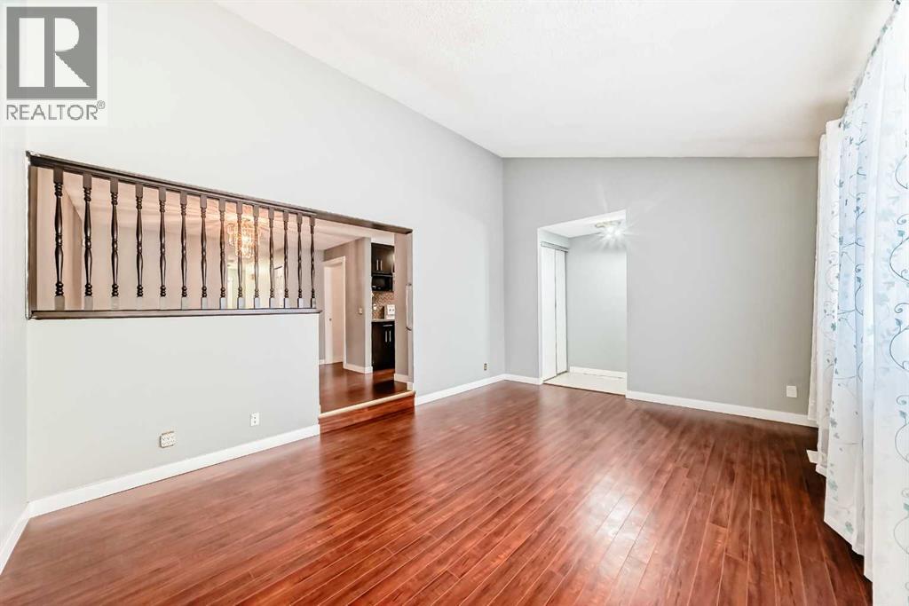 Duplex for Sale in 130 Pinemeadow Road NE|Calgary, Alberta T1Y4N9 4