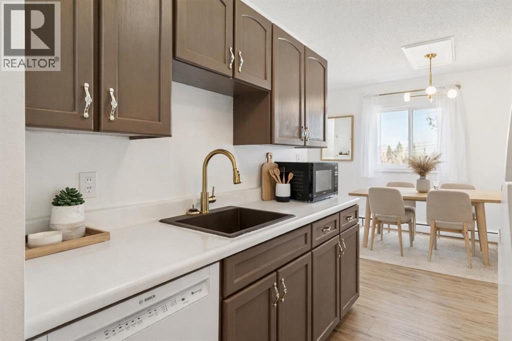 Apartment for Sale in 54, 366 94 Avenue SE|Calgary, Alberta T2J5P1 3