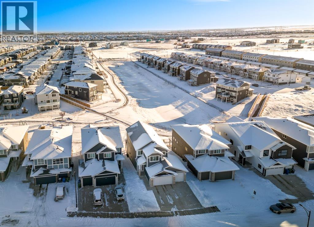 House for Sale in 235 Chelsea Park|Chestermere, Alberta T1X2T3 2