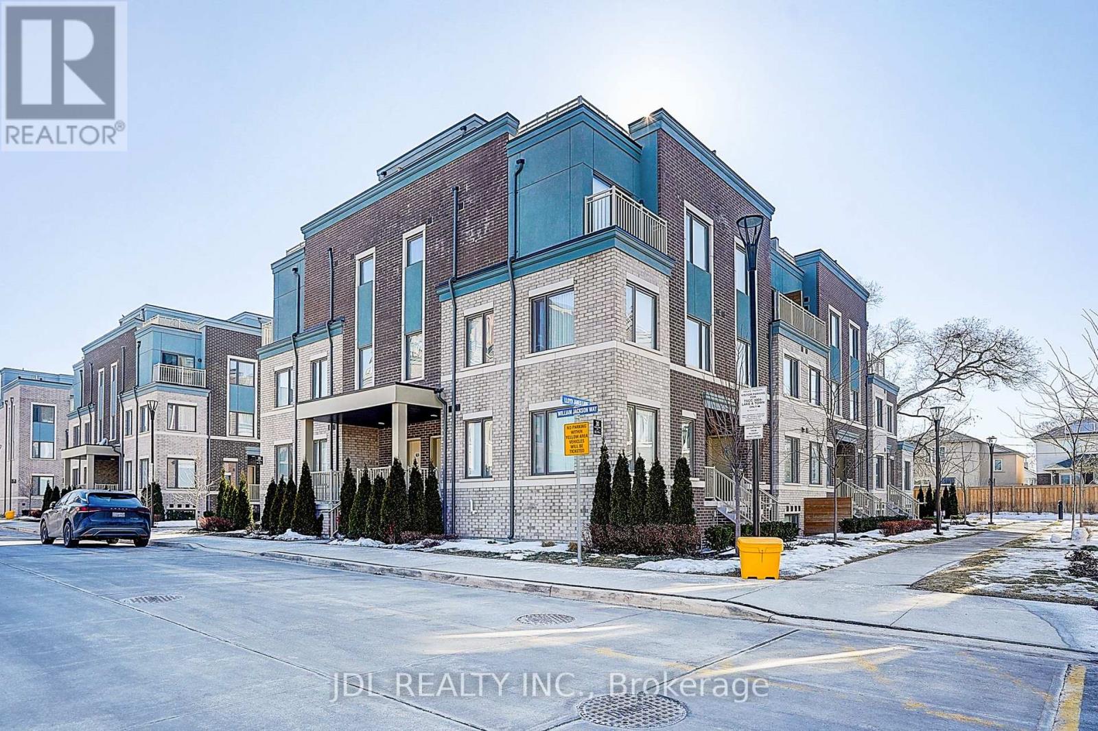 Row / Townhouse for Sale in 108 - 30 WILLIAM JACKSON WAY|Toronto (New Toronto), Ontario M8V0J7 2