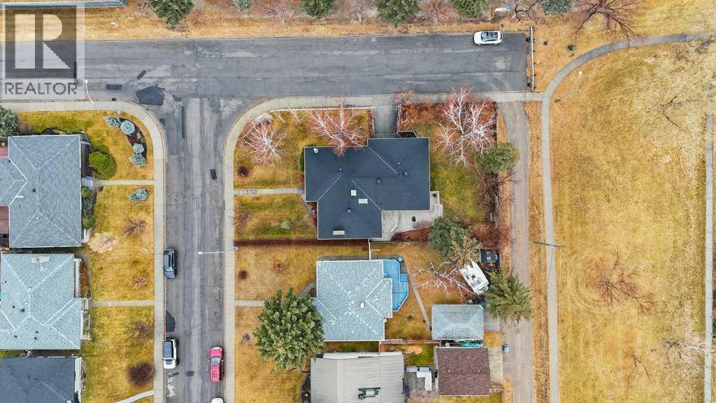 House for Sale in 3204 24A Street SW|Calgary, Alberta T3C1W7 5