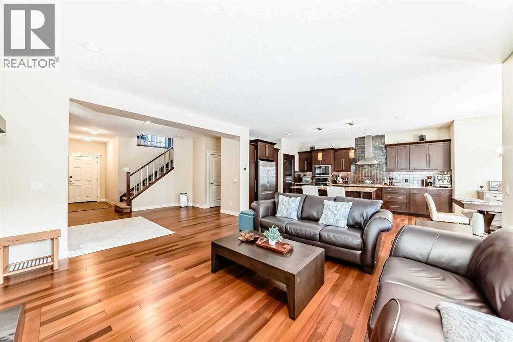 House for Sale in 9331 14 Avenue SW|Calgary, Alberta T3H4A9 4