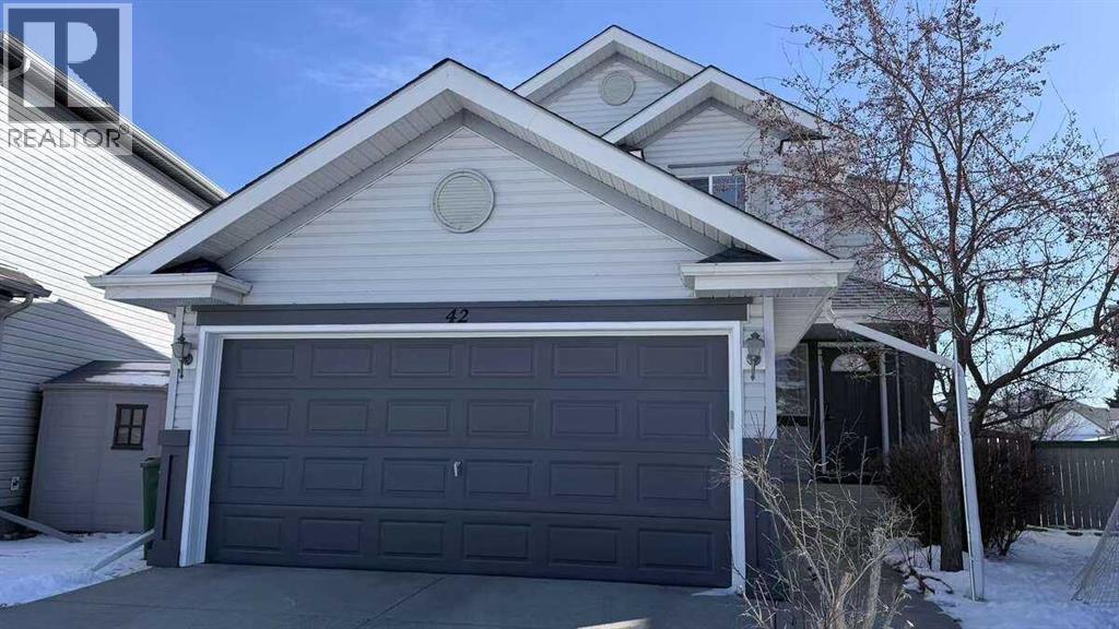 House for Sale in 42 Somerside Place SW|Calgary, Alberta T2Y3V3