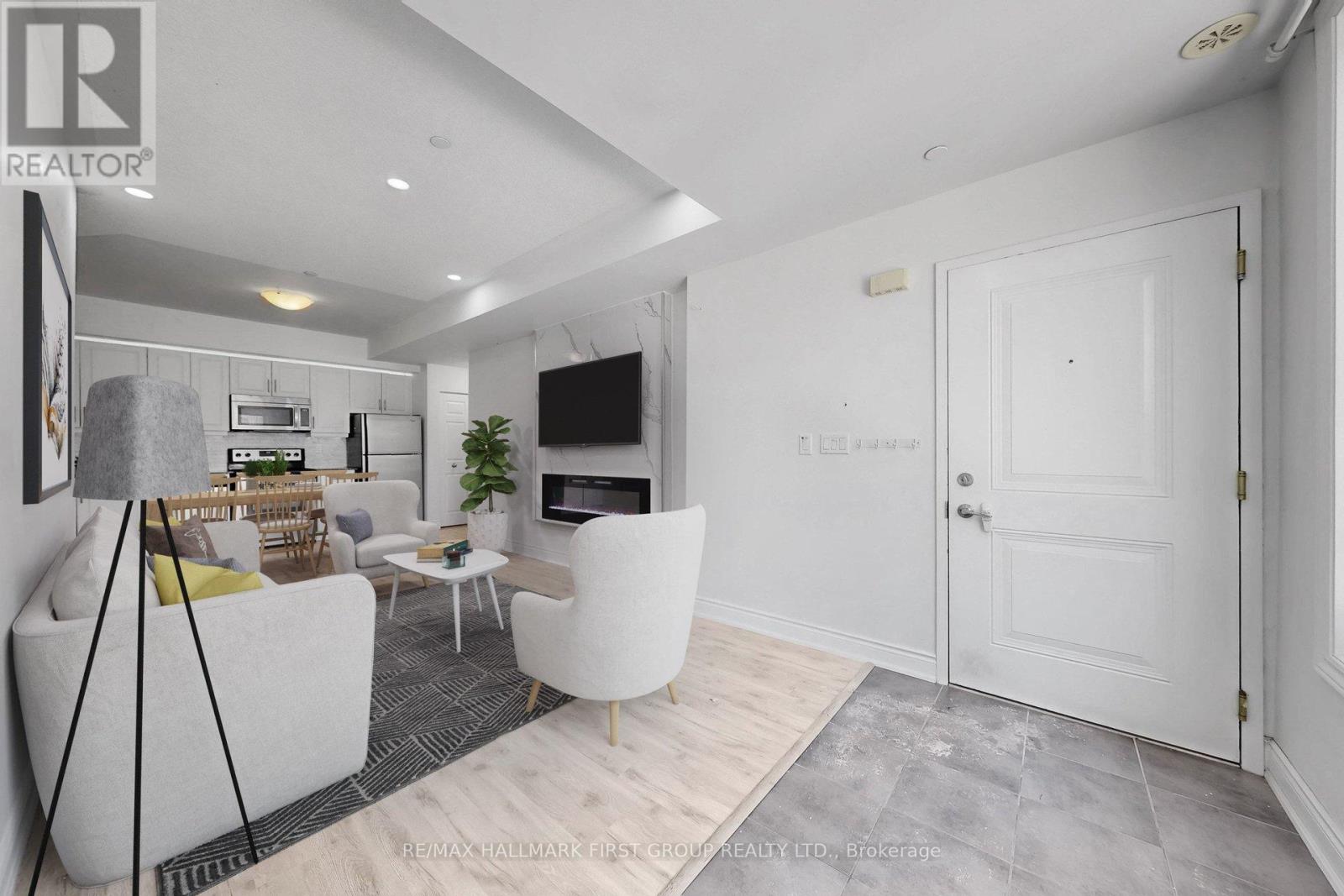 Row / Townhouse for Sale in 25 - 120 TWENTY FOURTH STREET|Toronto (Long Branch), Ontario M8V0B9 5