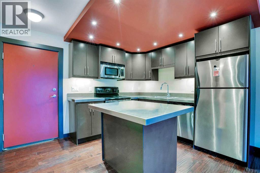 Apartment for Sale in 211, 1301 17 Avenue NW|Calgary, Alberta T2M0R2 3