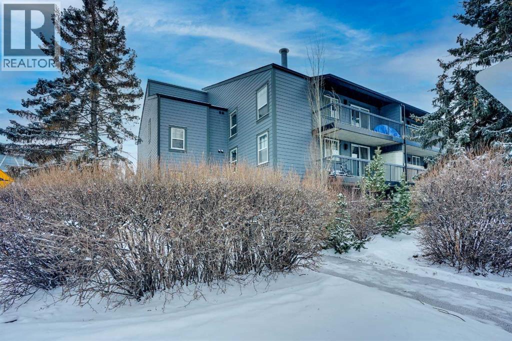 Apartment for Sale in 211, 1301 17 Avenue NW|Calgary, Alberta T2M0R2 2