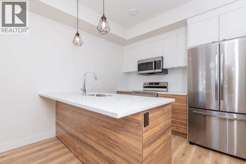 Row / Townhouse for Sale in 706, 10060 46 Street NE|Calgary, Alberta T3J2H8 3