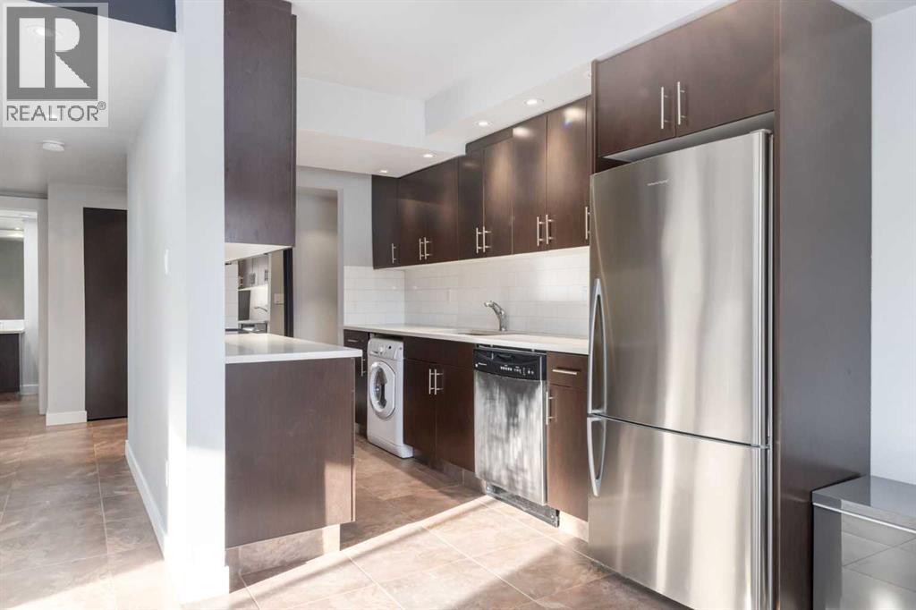 Apartment for Sale in 11, 1230 Cameron Avenue SW|Calgary, Alberta T2T0K9 4