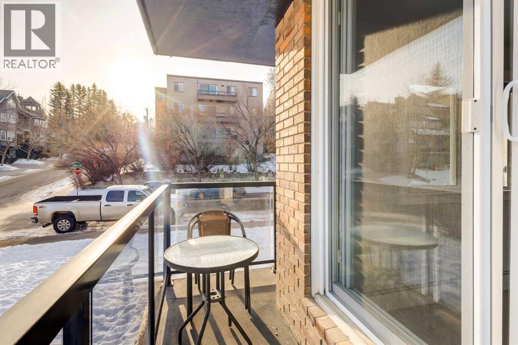 Apartment for Sale in 11, 1230 Cameron Avenue SW|Calgary, Alberta T2T0K9
