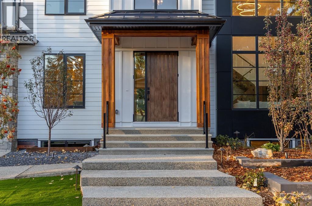 House for Sale in 620 Varsity Estates Crescent NW|Calgary, Alberta T3B3C3 3