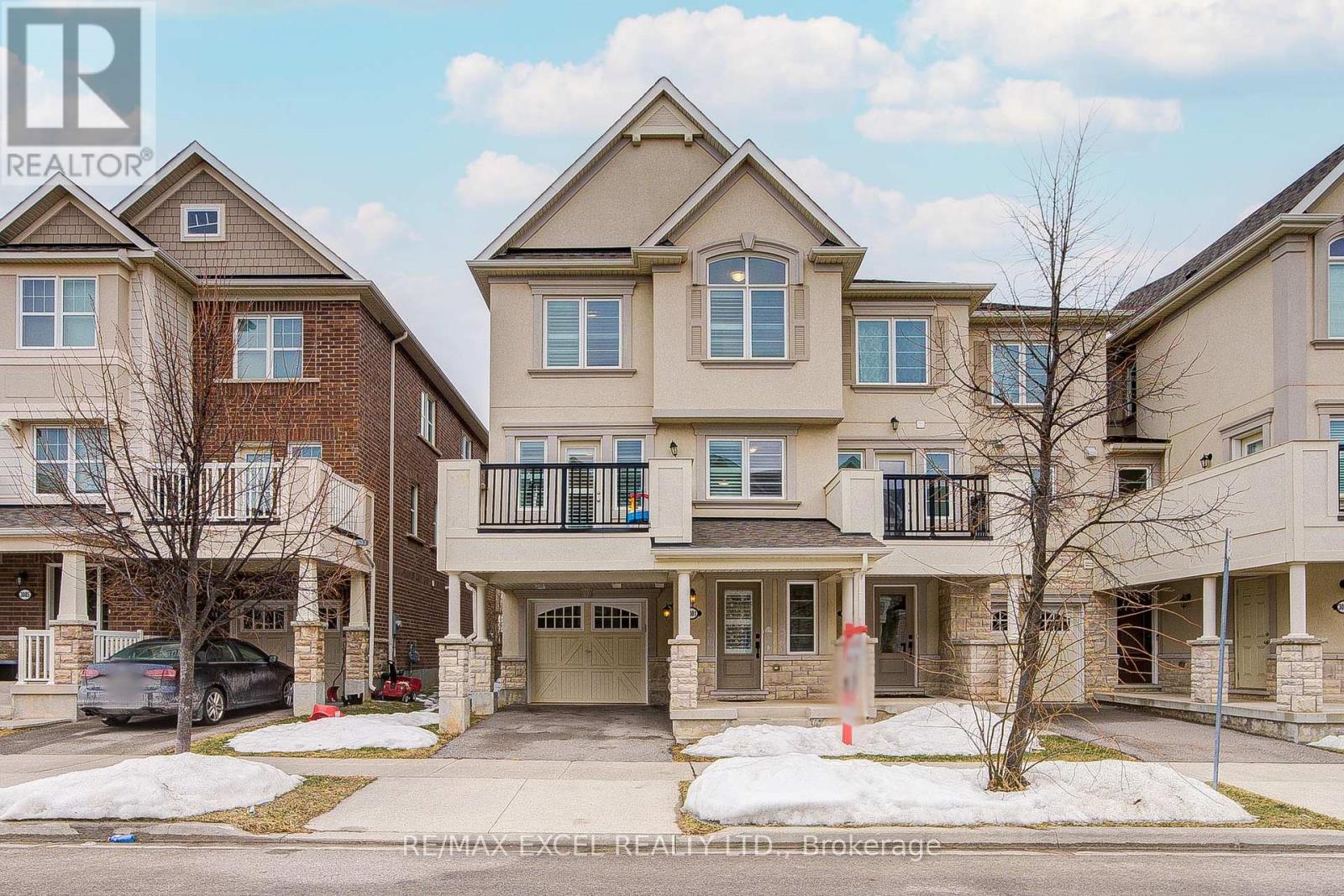 Row / Townhouse for Sale in 3081 HAREBELL GATE|Oakville (GO Glenorchy), Ontario L6M0Y9