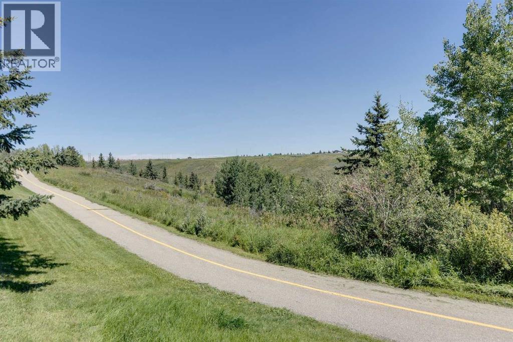 Duplex for Sale in 144 Tuscany Ravine Heights NW|Calgary, Alberta T3L0C2 2