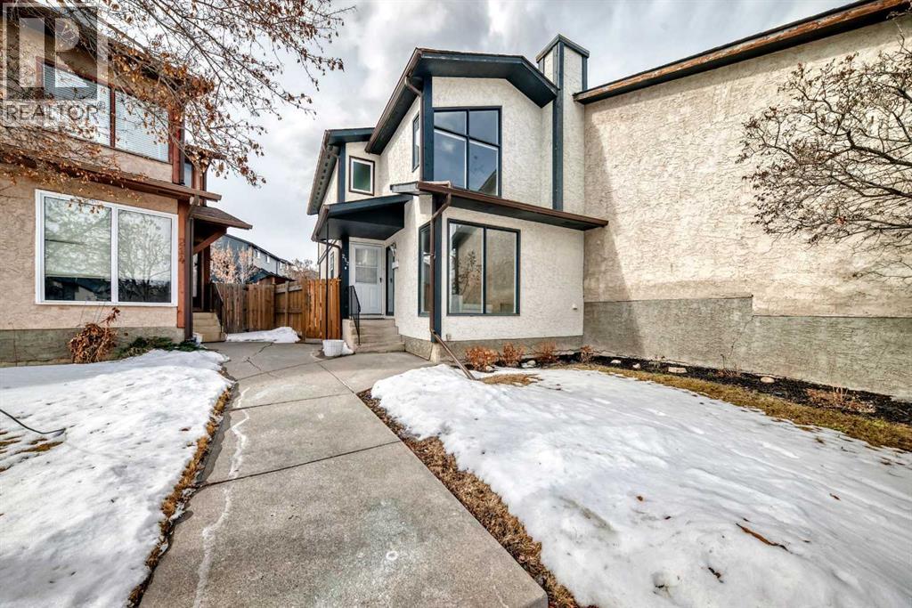 Duplex for Sale in 212 Cedarbrook Bay SW|Calgary, Alberta T2W4R4 4