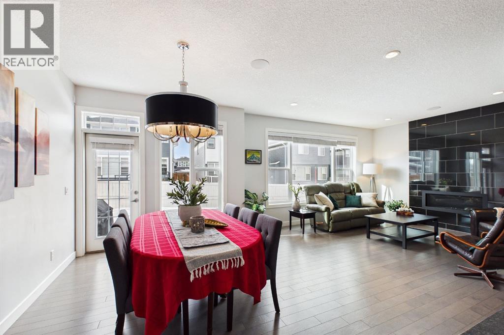 House for Sale in 29 Evansglen Place NW|Calgary, Alberta T3P0P5 5