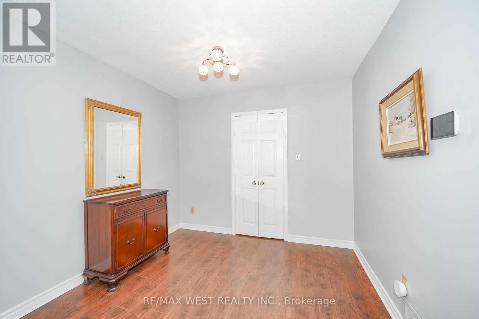 Row / Townhouse for Sale in 24 - 7340 COPENHAGEN ROAD|Mississauga (Meadowvale), Ontario L5N2S5 5