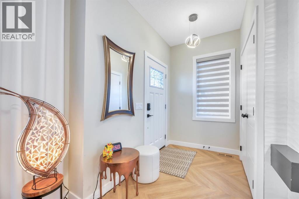 Duplex for Sale in 21427 Sheriff King Street SW|Calgary, Alberta T2X5S2 4