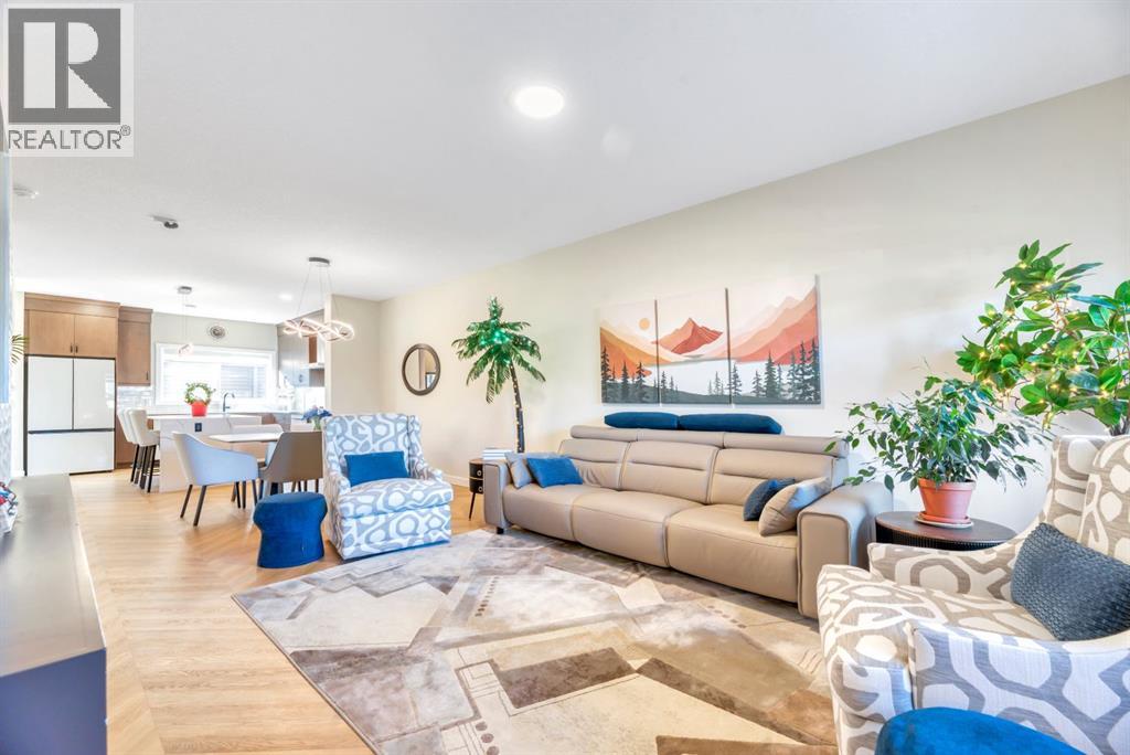 Duplex for Sale in 21427 Sheriff King Street SW|Calgary, Alberta T2X5S2 5