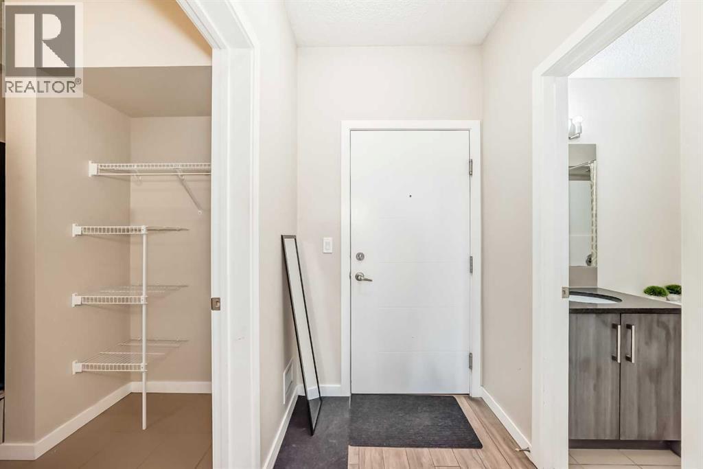 Apartment for Sale in 315, 402 Marquis Lane SE|Calgary, Alberta T3M2G7 3