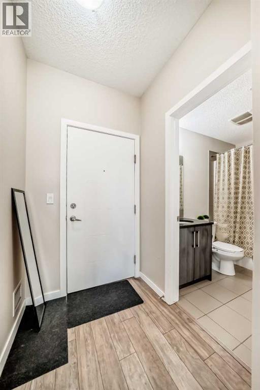 Apartment for Sale in 315, 402 Marquis Lane SE|Calgary, Alberta T3M2G7 4