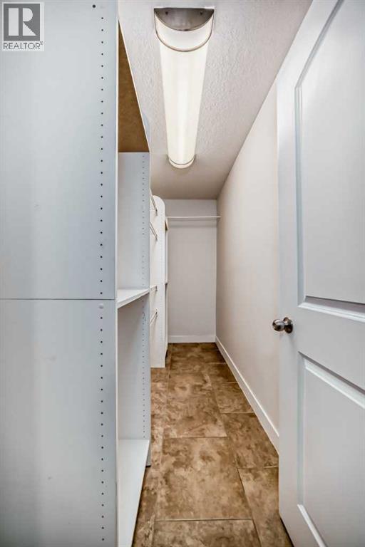 Apartment for Sale in 601, 1033 15 Avenue SW|Calgary, Alberta T2R0S6 2