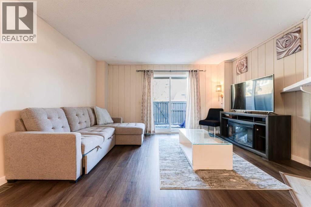 Row / Townhouse for Sale in 1101, 829 Coach Bluff Crescent SW|Calgary, Alberta T3H1B1 5