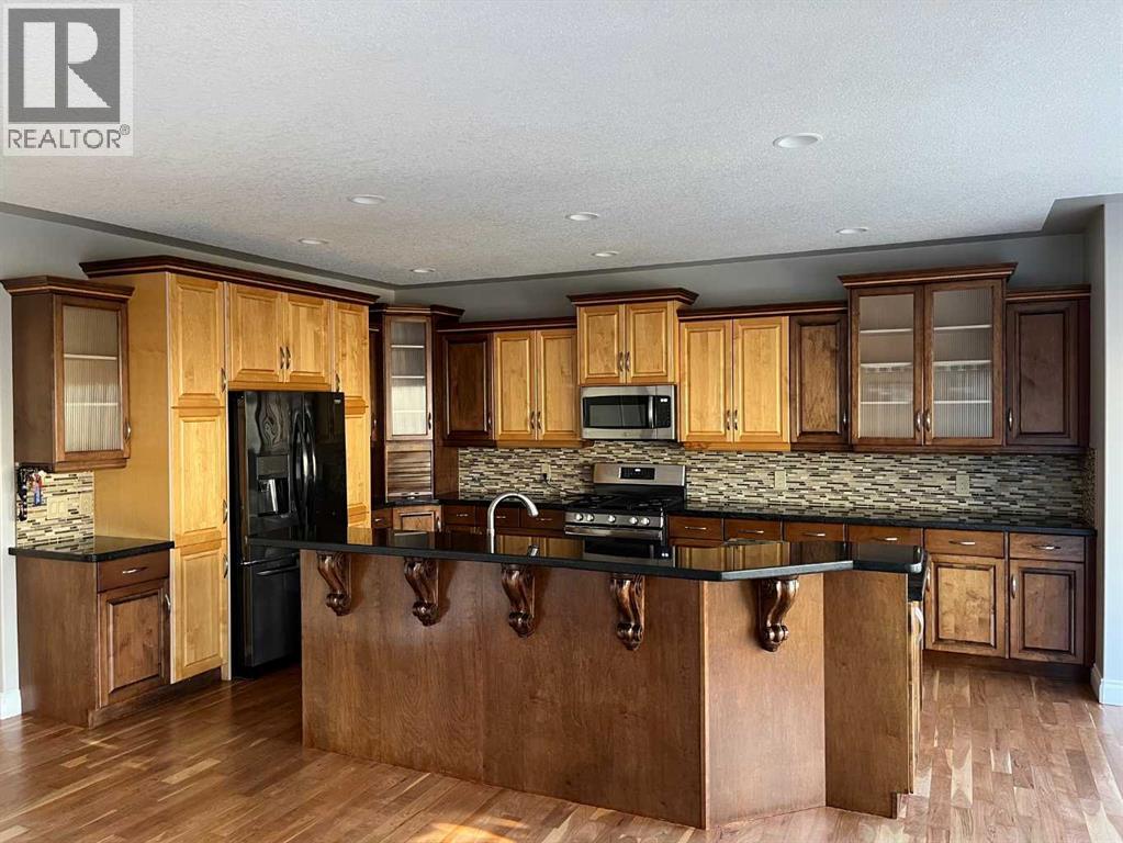 House for Sale in 75 Royal Abbey Rise NW|Calgary, Alberta T3G4Y5 4