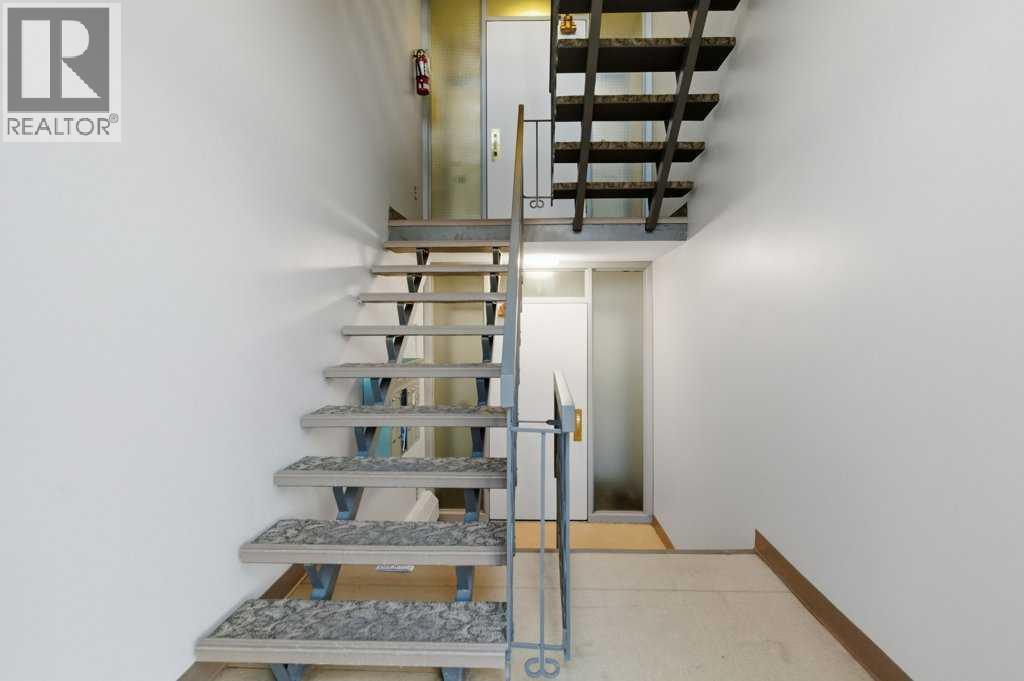 Apartment for Sale in 105, 315 Heritage Drive SE|Calgary, Alberta T2H1N2 5