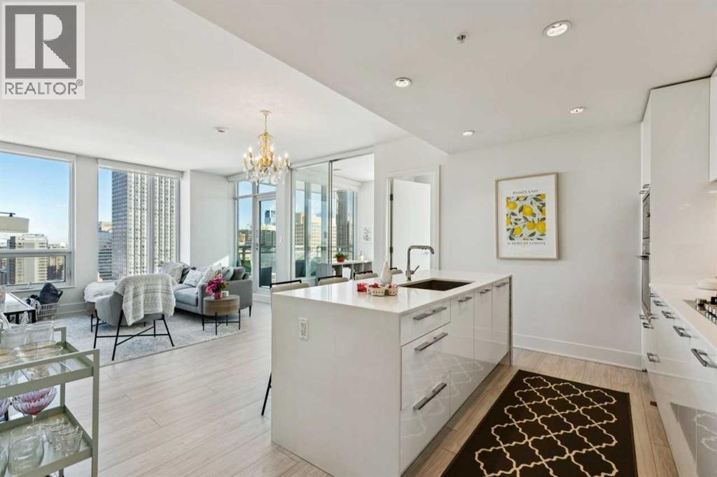 Apartment for Sale in 2006, 901 10 Avenue SW|Calgary, Alberta T2R0B5