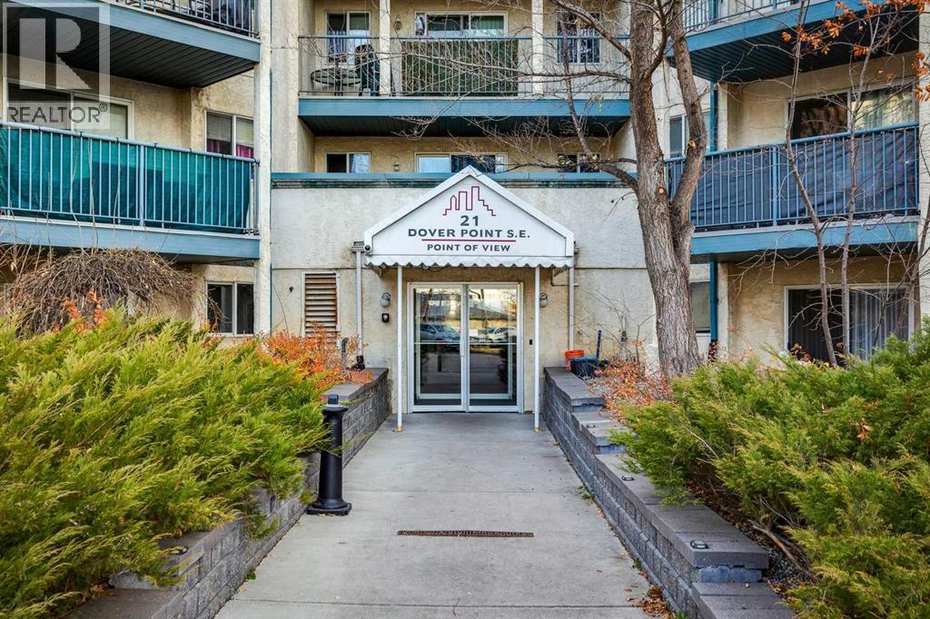 Apartment for Sale in 102, 21 Dover Point SE|Calgary, Alberta T2B3K4 2
