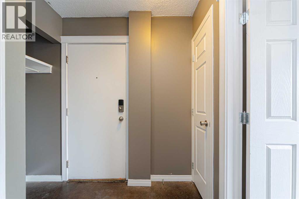 Apartment for Sale in 304, 117 23 Avenue SW|Calgary, Alberta T2S0H9 5