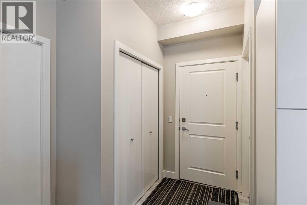 Apartment for Sale in 118, 3600 15A Street SW|Calgary, Alberta T2T5P8 3