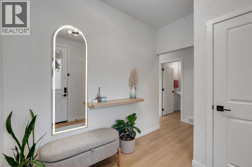 House for Sale in 52 Sugarsnap Way SE|Calgary, Alberta T3S0K5 3