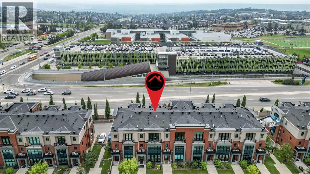 Row / Townhouse for Sale in 606 Aspen Meadows Hill SW|Calgary, Alberta T3H0G3 3