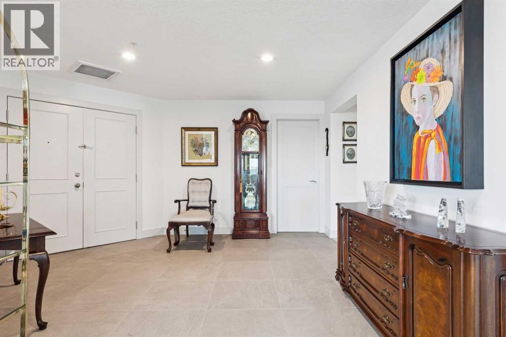 Apartment for Sale in 901, 837 2 Avenue SW|Calgary, Alberta T2P3T9 2