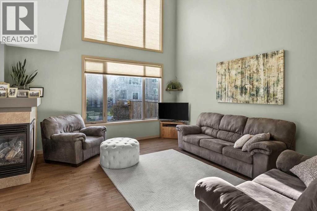 House for Sale in 25 Tuscany Summit Terrace NW|Calgary, Alberta T3L0B9 4