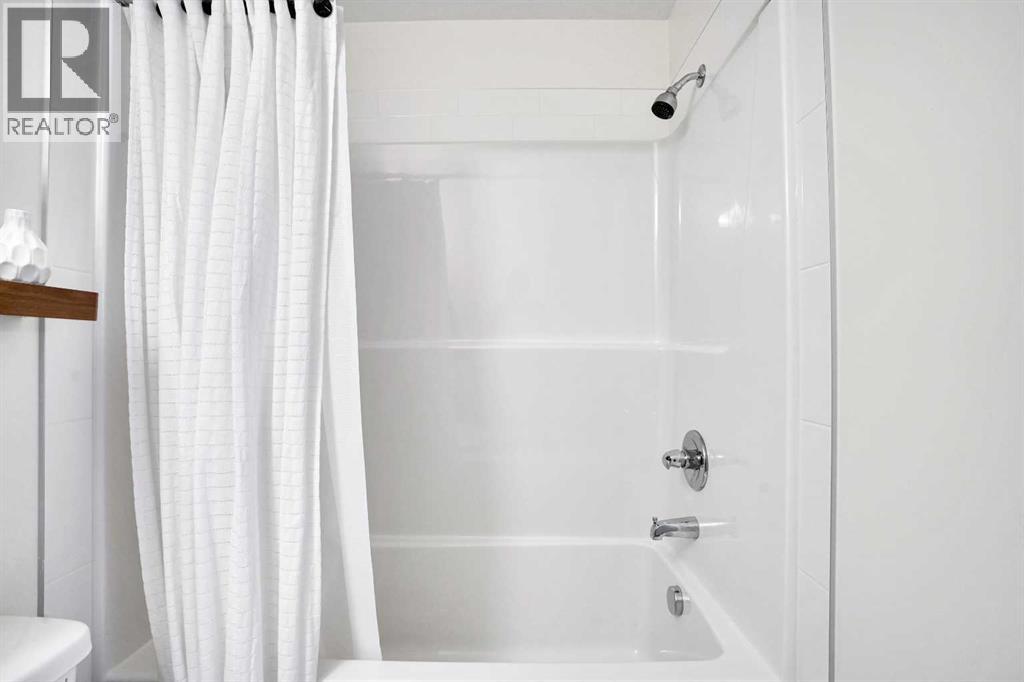 Apartment for Sale in 4416, 15 Sage Meadows Landing NW|Calgary, Alberta T3P1E3 5