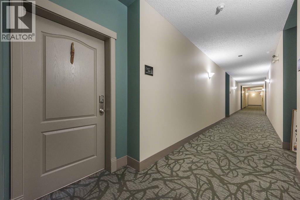 Apartment for Sale in 341, 20 Discovery Ridge Close SW|Calgary, Alberta T3H5X4 4