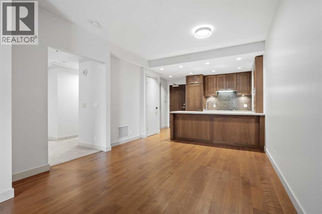 Apartment for Sale in 317, 222 Riverfront Avenue SW|Calgary, Alberta T2P0W3 3