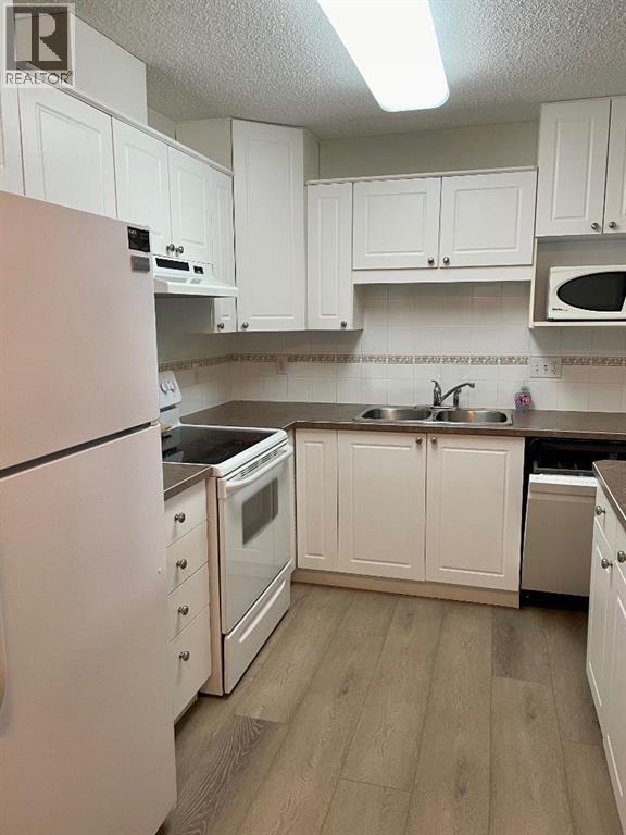 Apartment for Sale in 1207, 928 Arbour Lake Road NW|Calgary, Alberta T3G5T2 5