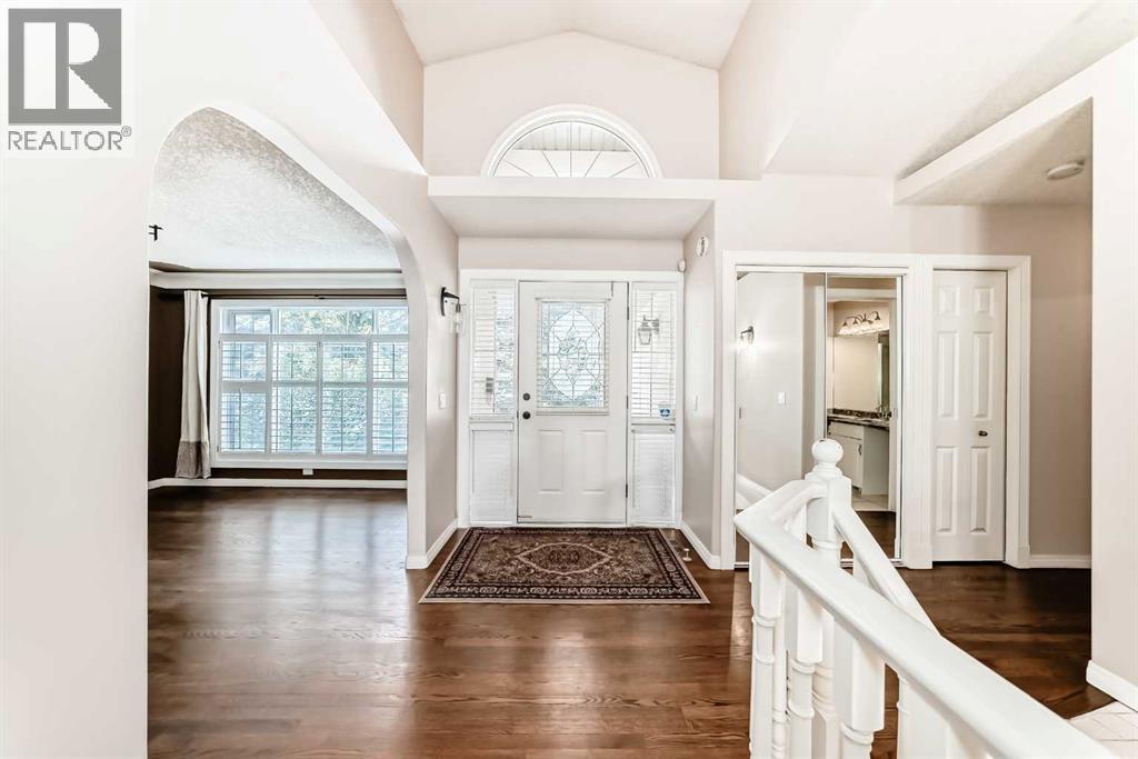 House for Sale in 256 Evergreen Court SW|Calgary, Alberta T2Y2X5 3