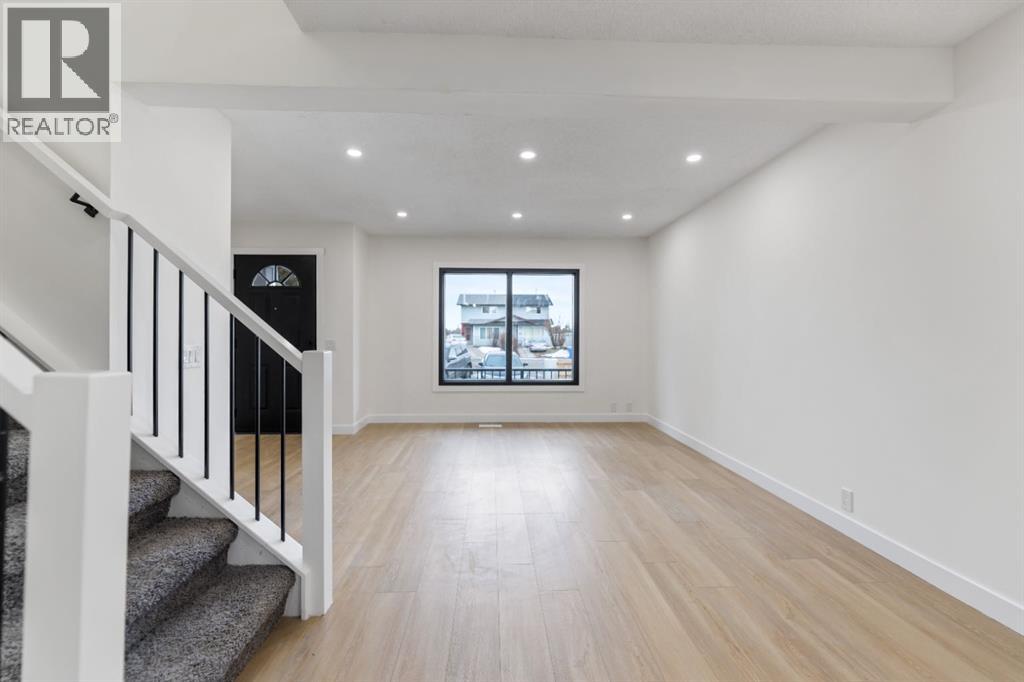 Duplex for Sale in 1051 Fonda Court SE|Calgary, Alberta T2A5W1 3