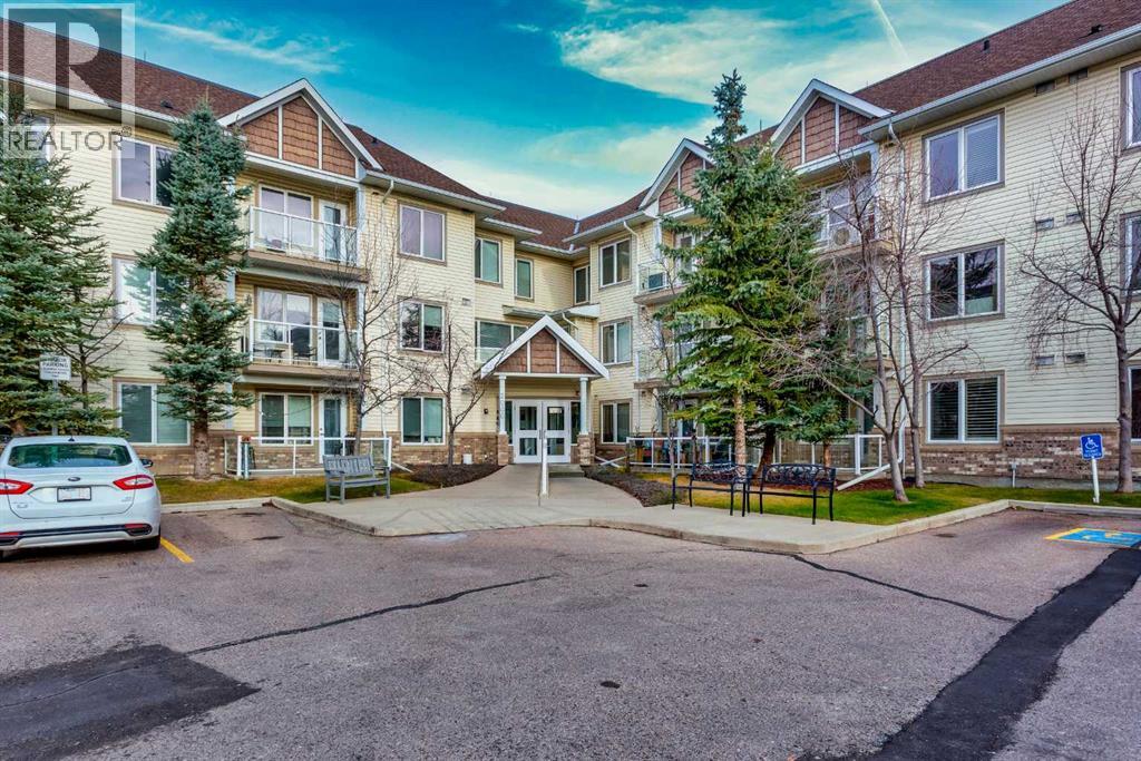 Apartment for Sale in 2107, 5200 44 Avenue NE|Calgary, Alberta T1Y7L4 2