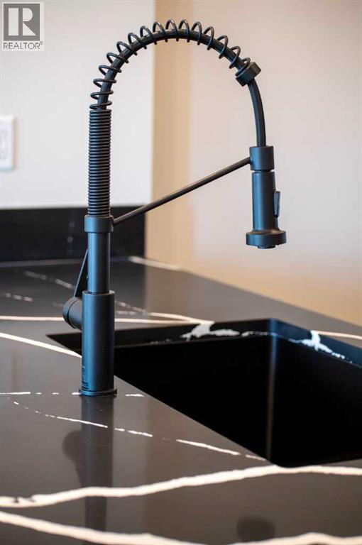 Apartment for Sale in 414, 370 Dieppe Drive SW|Calgary, Alberta T3E7L4 4