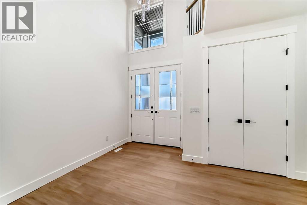 House for Sale in 28 Saddlecrest Manor NE|Calgary, Alberta T3J2K3 2