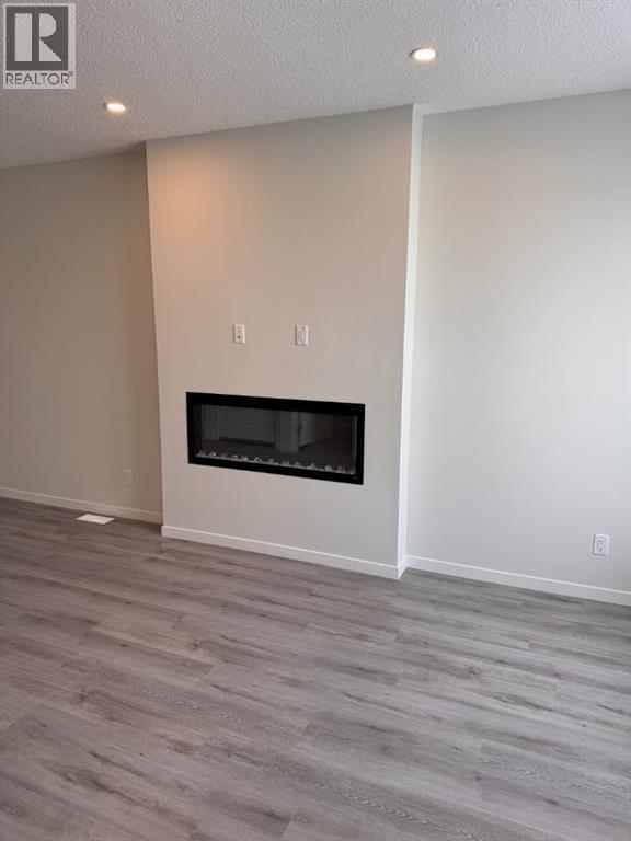 Duplex for Sale in 25 Setonvista Gate SE|Calgary, Alberta T3M4A3 2