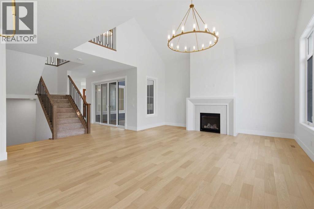 House for Sale in 378 Bessborough Drive SW|Calgary, Alberta T3E8H5 5